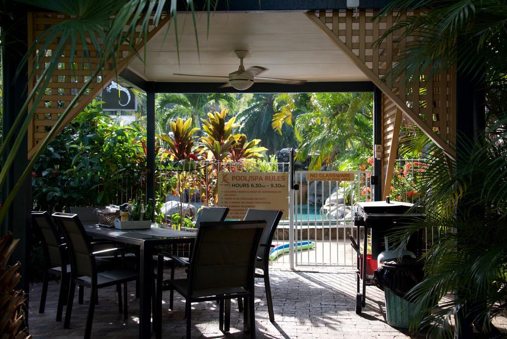 Lazy Lizard Motor Inn Port Douglas Exterior foto