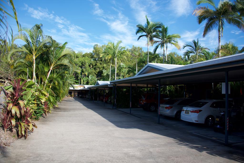 Lazy Lizard Motor Inn Port Douglas Exterior foto