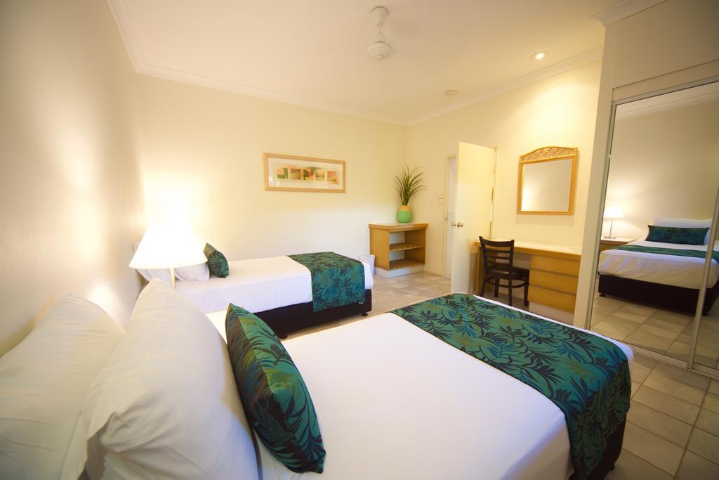 Lazy Lizard Motor Inn Port Douglas Exterior foto
