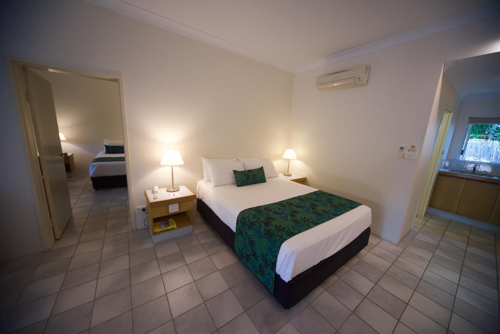 Lazy Lizard Motor Inn Port Douglas Exterior foto
