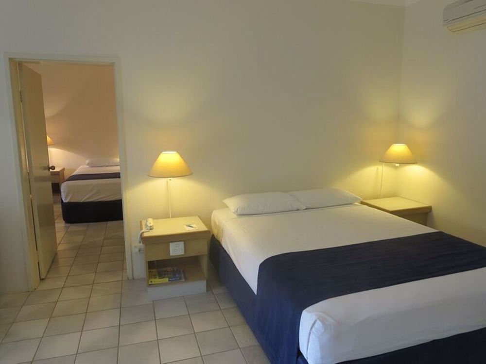 Lazy Lizard Motor Inn Port Douglas Exterior foto